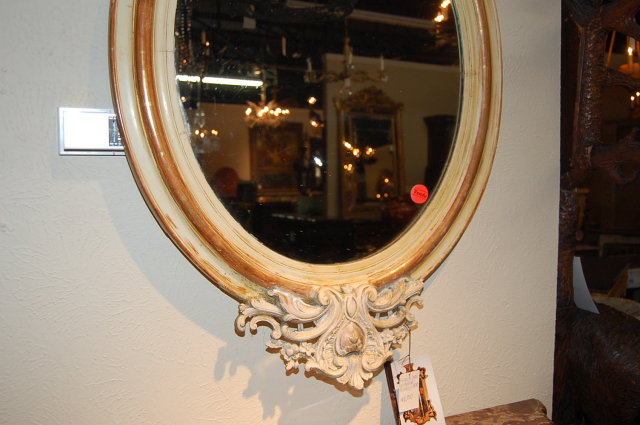 French Oval Giltwood Mirror