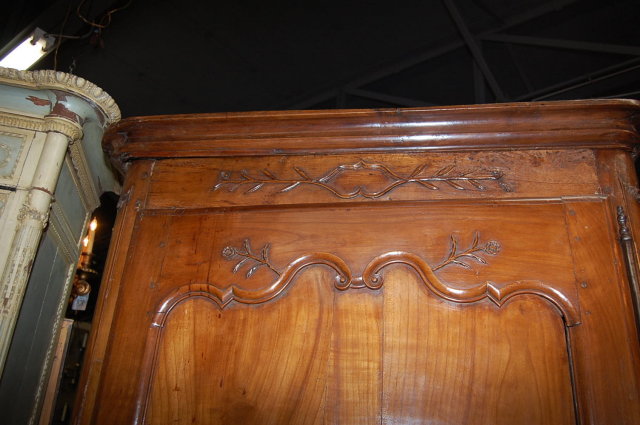 18th Century Provincial Bonnetiere