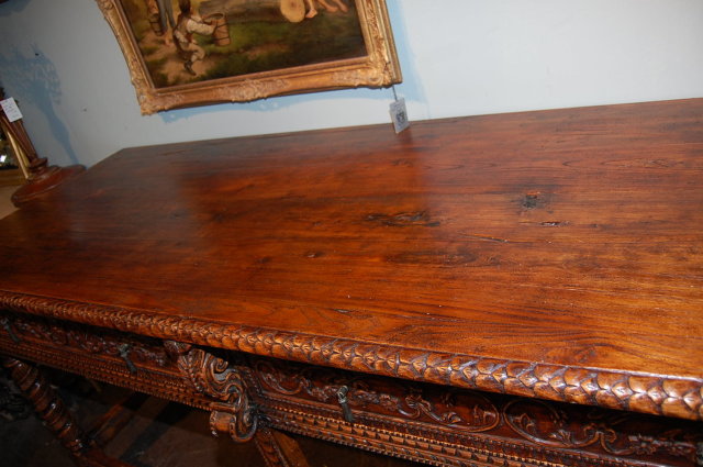 Renaissance Portuguese Table