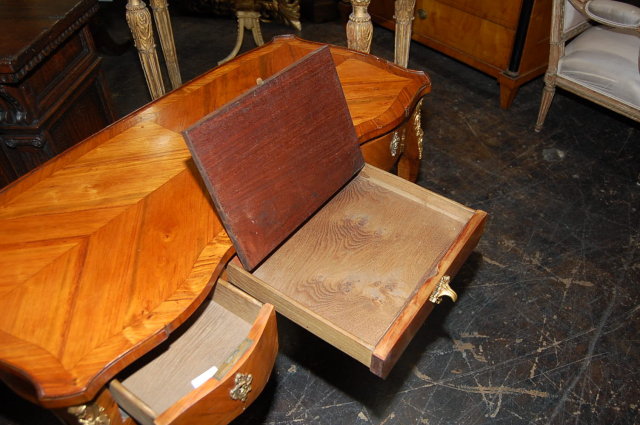 French Kingwood Bureau Plat