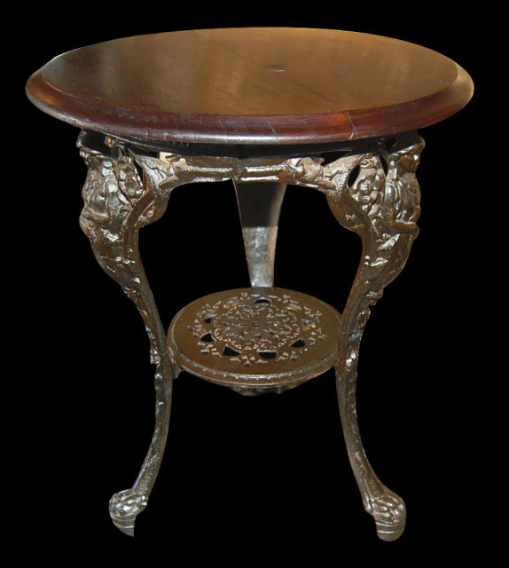 English Pub Table