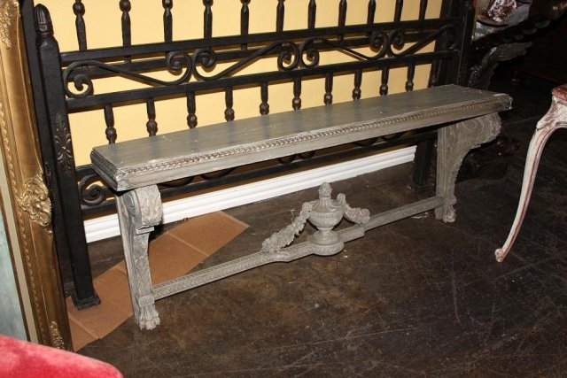 Painted French Wall Bracket