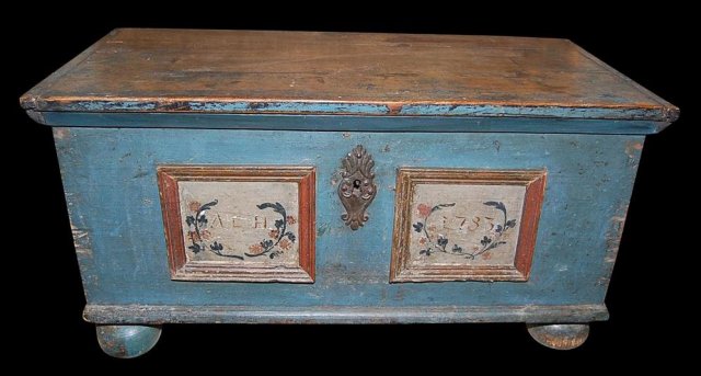 Early Continental Painted Trunk
