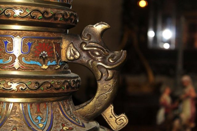 Chinese Cloisonne Bronze Urn