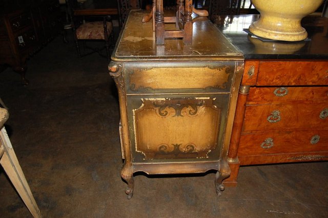 Venetian Painted Commode