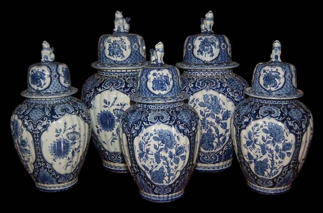 Set of 5 Blue Delfts Ginger Jars