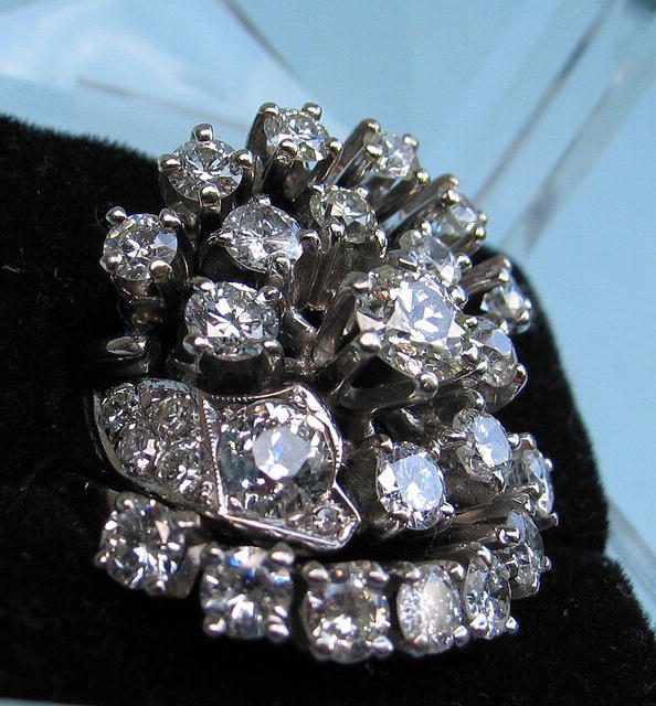 DIAMOND RING 5+ CARATS APPRAISED $12k MAJOR FLASH