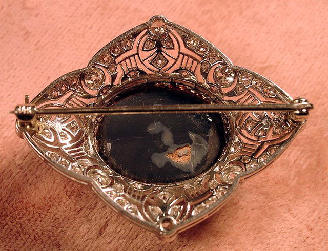 ELEGANT FILIGREE BROOCH 180 DIAMONDS BLACK OPAL 1910