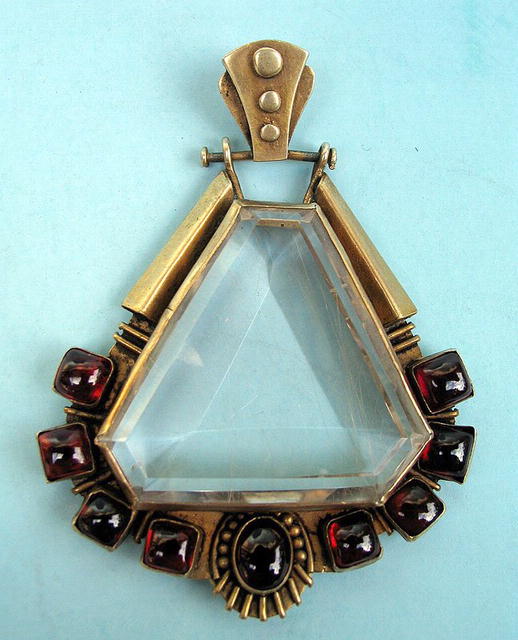 BEAUTIFUL AESTHETIC PERIOD 14K PENDANT CABOCHON GARNET