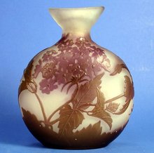 BEAUTIFUL GALLE CAMEO GLASS MOON FLASK 3 COLOR QUALITY