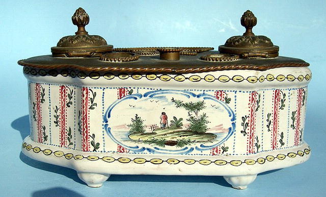 Great 17/18th Century Majolica Inkwell French Very Cool