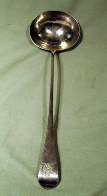 ENGLISH HALLMARKED STERLING PUNCH LADLE 1792