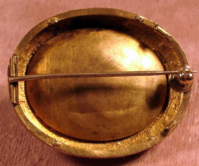1860s LAVA CAMEO WITH GREEK KEY BORDER 14K HIGH RELIEF