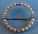 BEAUTIFUL PLATINUM PIN W/ PEARLS DIAMONDS QUALITY WORK