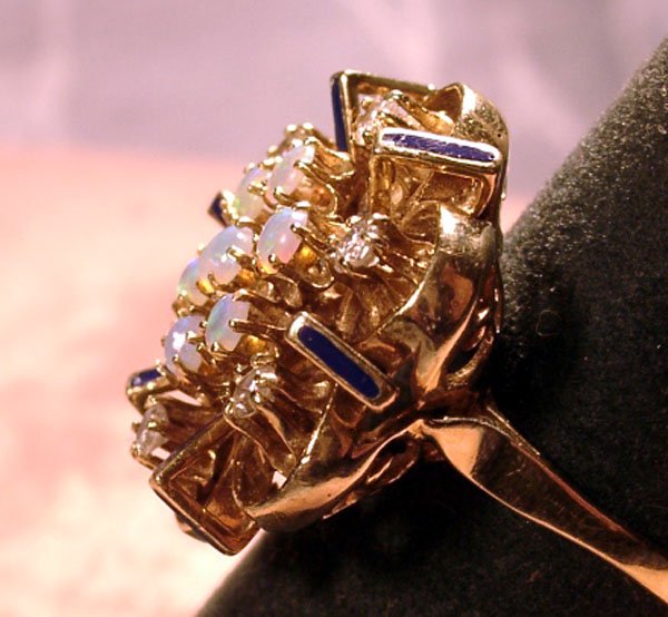 BEAUTIFUL 14K ENAMEL OPALS AND DIAMONDS RING
