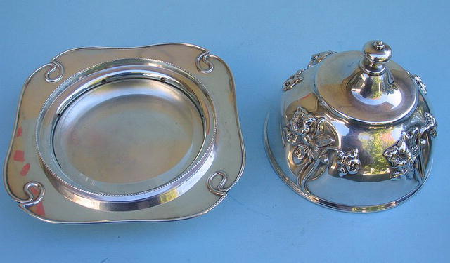 OUTSTANDING ART NOUVEAU WILCOX SILVER BUTTER DISH BEVEL