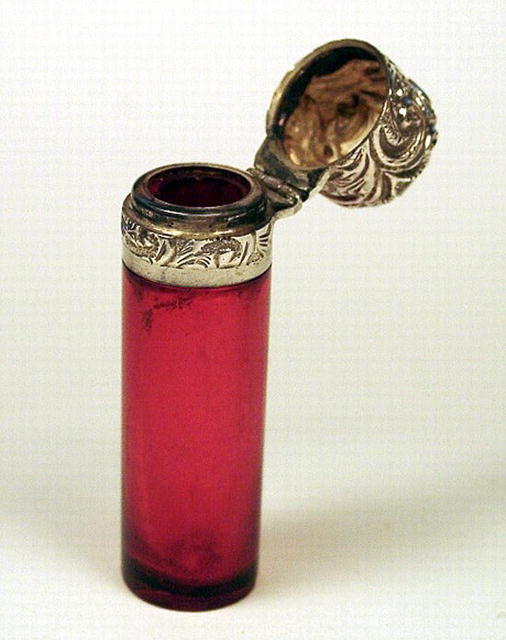 ENGLISH STERLING SCENT BOTTLE CRANBERRY