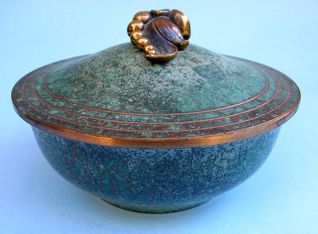 CARL SORENSON BOWL WITH GRAPE TOP PERFECT CONDITION