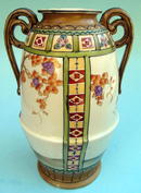 NIPPON VASE 2 HANDLED FLOWERS MORIAGE QUALITY