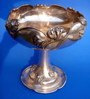 STRONG ART NOUVEAU SILVER PLATE VICTOR QUAD TAZZA