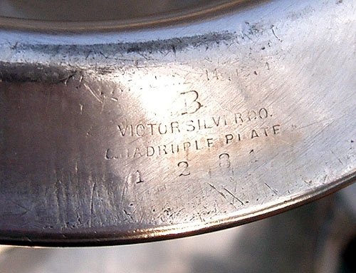 STRONG ART NOUVEAU SILVER PLATE VICTOR QUAD TAZZA