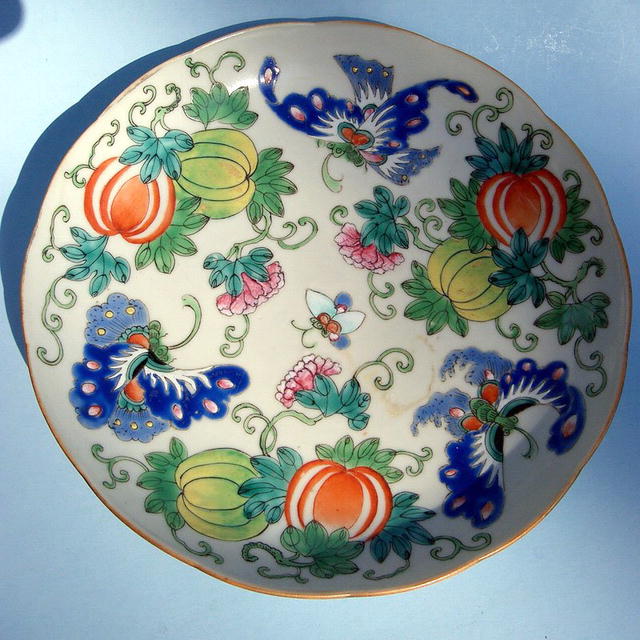 GUANGXU PLATE WITH BUTTERFLIES MELON COLORFUL