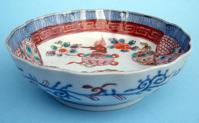 FABULOUS 18th/19th C IMARI / ARITA RUFFLED BOWL GREAT