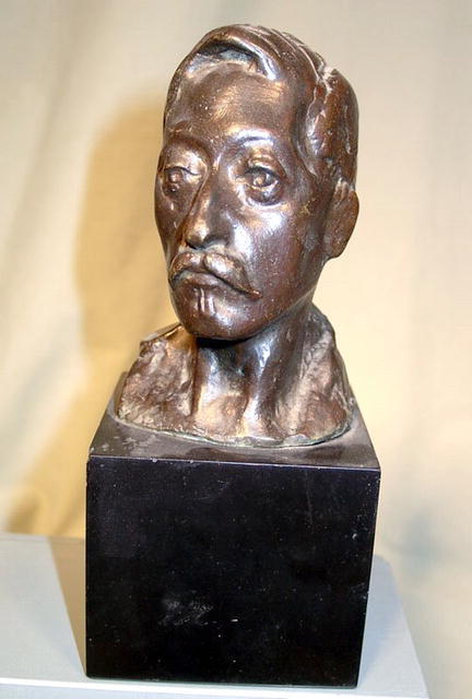 BRONZE SCULPTURE OF MAN ON MARBLE BASE SIGN LEPKA NICE
