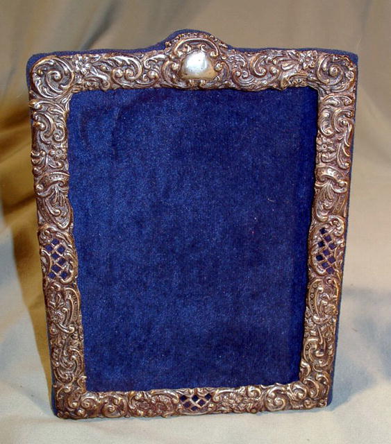 ENGLISH STERLING PICTURE FRAME MARK 1900 NICE