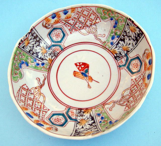 EARLY JAPANESE IMARI / ARITA BOWL 18TH / 19TH CENTURY