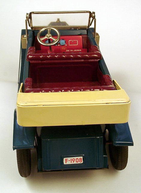JAPANESE LARGE FRICTION CAR MINT MINT MINT