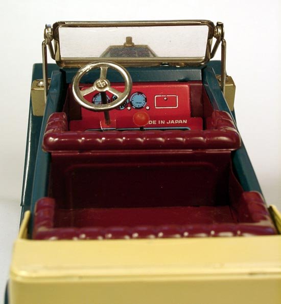 JAPANESE LARGE FRICTION CAR MINT MINT MINT