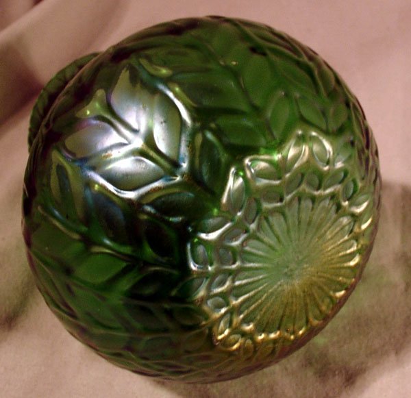 LOETZ STYLE AUSTRIAN ART GLASS VASE