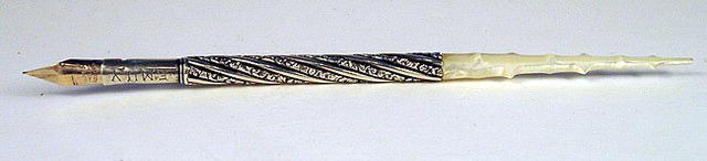 THORNED MOP STERLING DIP PEN 18/19 C