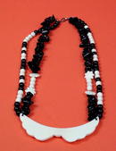 IVORY 40 PIECES ONYX 100s B/W NECKLACE