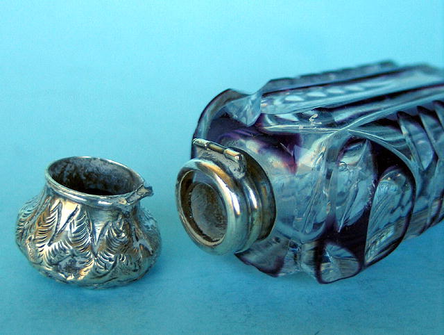 PURPLE OVERLAY FLIP TOP SCENT BOTTLE STERLING TOP COOL!