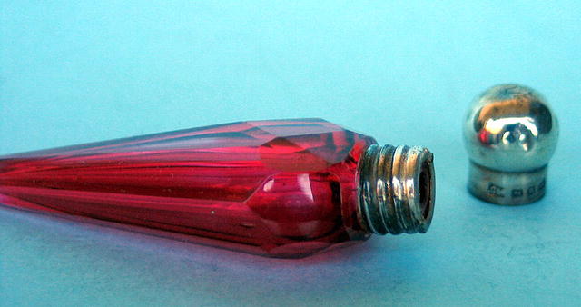 GREAT STERLING AND RED GLASS LAYDOWN PERFUME BOTTLE
