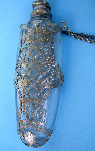 STUNNING FILIGREE PERFUME SCENT BOTTLE CHATLAINE