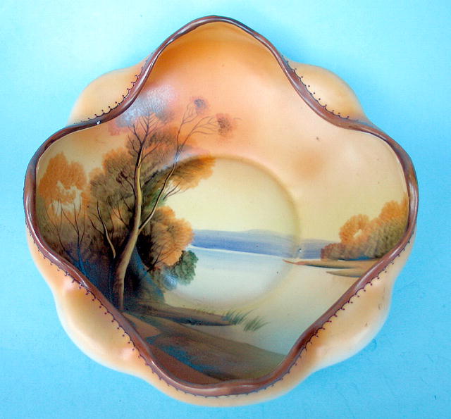 NIPPON MORIAGE LANDSCAPE BOWL NORITAKE QUALITY WORK
