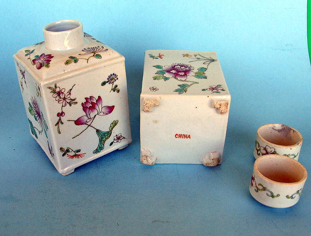 OUTSTANDING CHINESE TEA CADDY MATCHING PAIR REPUBLIC