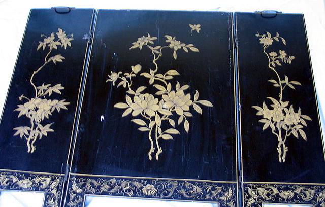 LARGE CHINESE SCREEN W/ JADE IVORY SERPENTINE CARVINGS