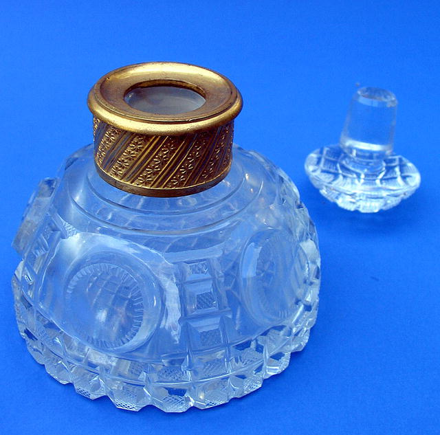 EARLY CUT GLASS INKWELL / PERFUME SCENT BOTTLE