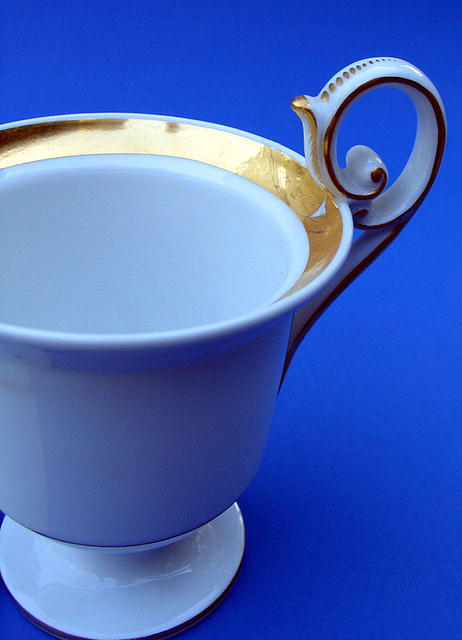 MEISSEN COFFEE CUP WILLIAM GLADSTONE DISRAELI