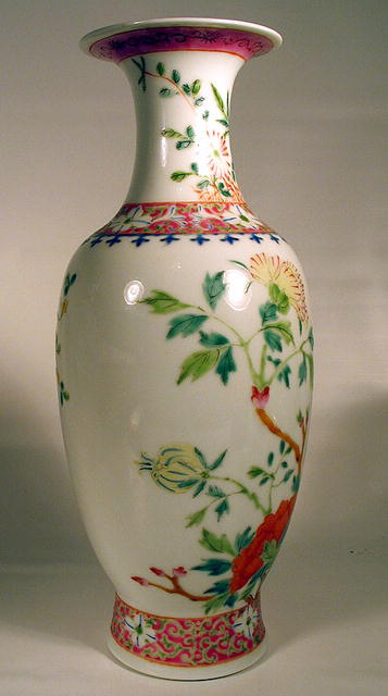 NICE CHINESE FAMILLE ROSE QING REPUBLIC PERIOD VASE