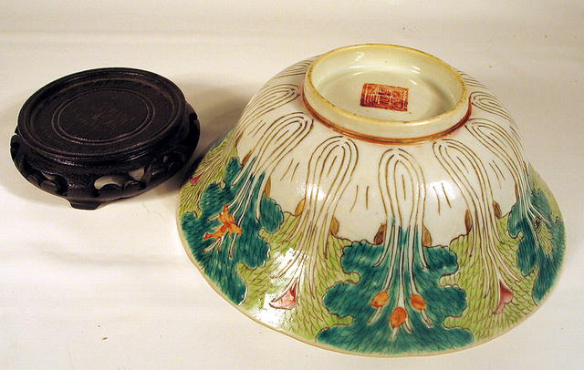 CHINESE EXPORT CABBAGE LEAF BOWL QING GUANGXU PERIOD