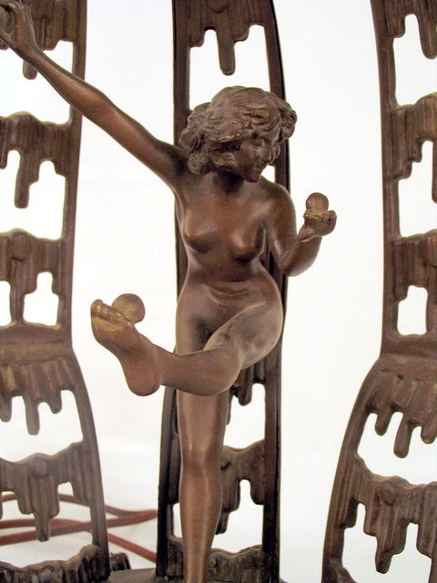 FINE BRONZE ART DECO LAMP W/ NUDE WOMAN DANCER