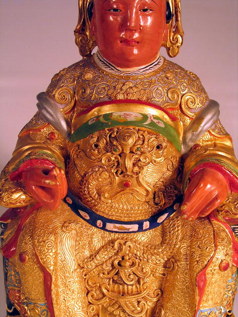 CHINESE CARVED WOOD FIGURE OF EMPEROR ON THRONE QING
