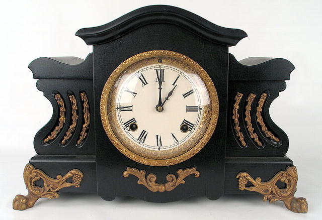 STYLISH NEW HAVEN CLOCK PAW FEET ORMOLU MOUNTS EBONY