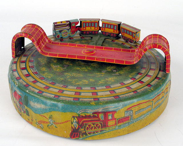 EARLY MARX HONEY-MOON EXPRESS WIND UP TOY RARE SMALLER
