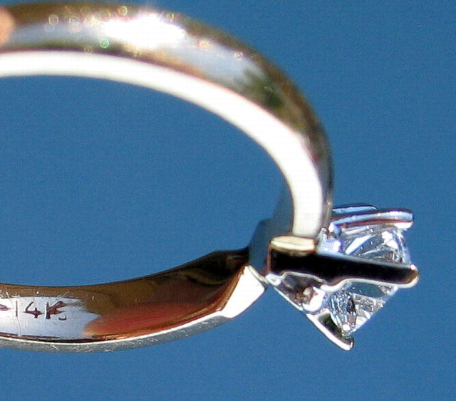 1/2 CARAT HEART SHAPE DIAMOND SOLITAIRE TIFFANY SETTING